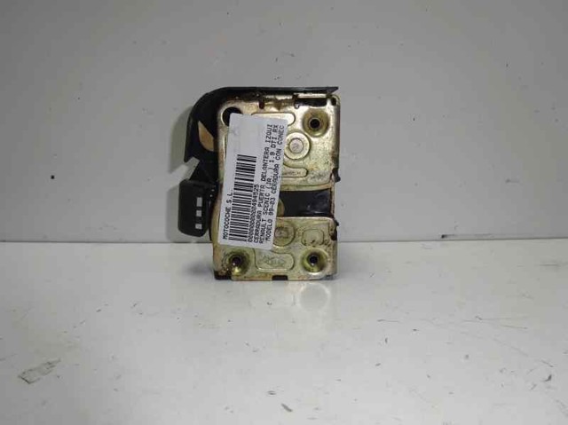 Fecho da porta dianteira esquerda Renault Scenic 1 JA0, JA1, FA0