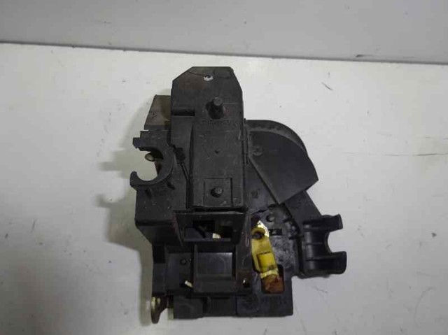 Fecho da porta dianteira esquerda Renault Scenic 1 JA0, JA1, FA0