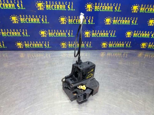 Fecho da porta dianteira esquerda Renault Scenic 1 JA0, JA1, FA0