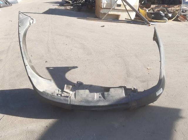 RENAULT 7700435879 Бампер передний в наличии Львов