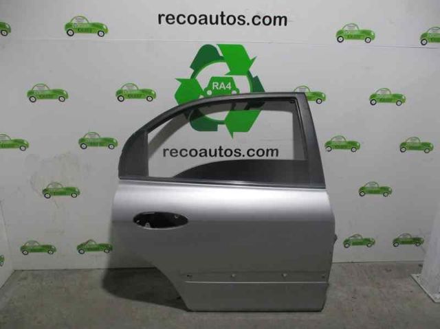 Porta traseira direita 770043C020 Hyundai/Kia