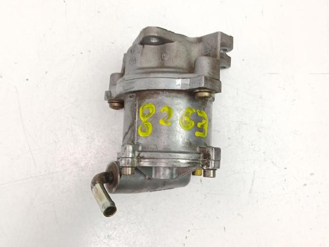 RENAULT 7700743560 Насос вакуумный в наличии Киев