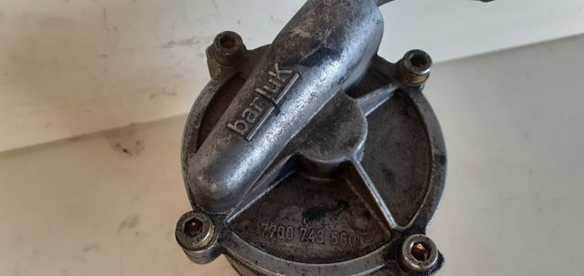 RENAULT 7700743560 Насос вакуумный в наличии Запорожье