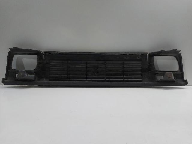 RENAULT 7700760900 Решетка радиатора в наличии Ирпень