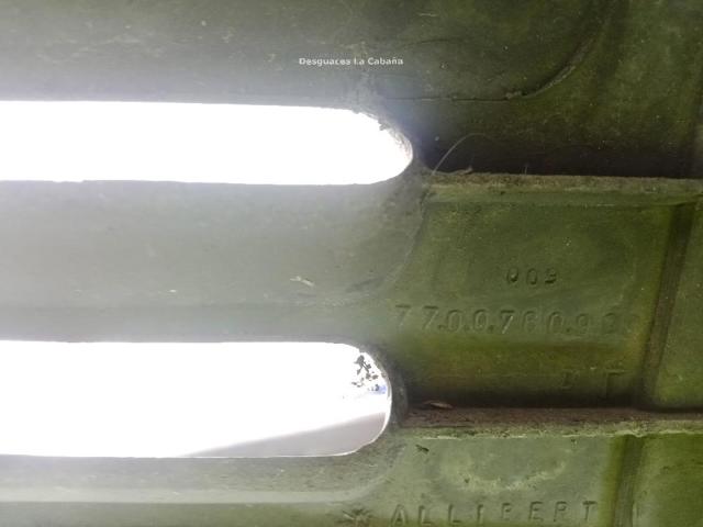 7700760900 RENAULT Решетка радиатора купить в Одесса