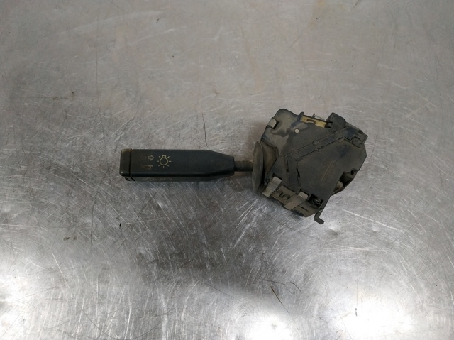 7700766407 RENAULT Левый подрулевой переключатель купить в Харьков