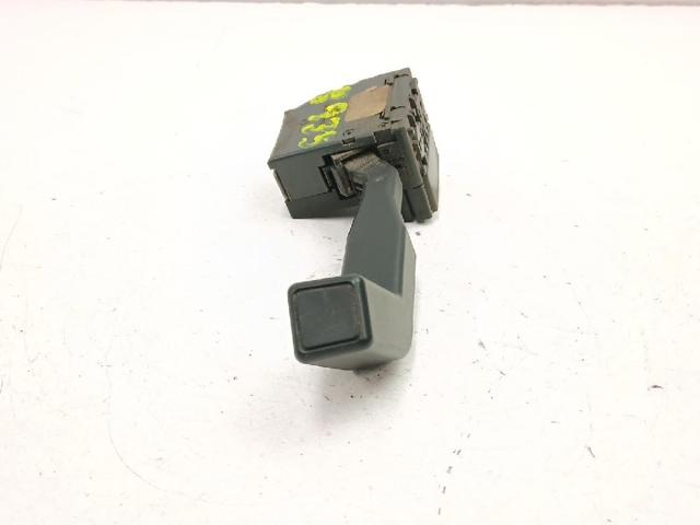 7700781671 RENAULT Правый подрулевой переключатель купить в Черновцы