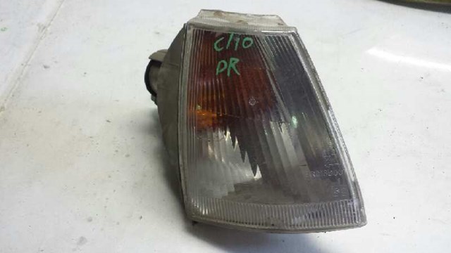 Luz dianteira direita para Renault Clio II 1.9 D (B/CB0E) F8Q630 7700799758