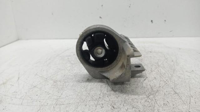 7700804163 RENAULT Подушка (опора) двигателя задняя правая купить в Павлоград