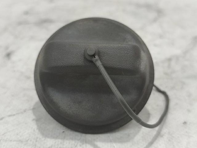 Tampa (tampão) do tanque de combustível Renault Clio 5 B7