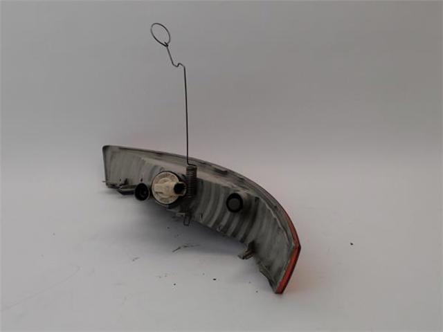 7700822136 RENAULT Повторитель поворота на крыле купить в Николаев