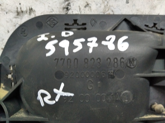 RENAULT 7700823286 Ручка двери передней внутренняя левая в наличии Черкассы