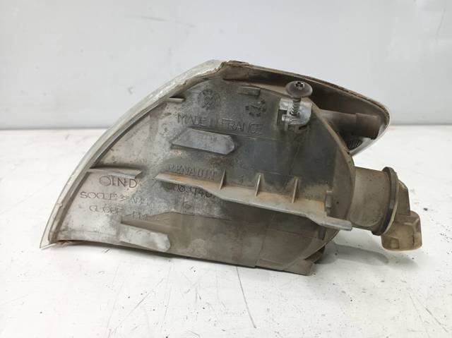 RENAULT 7700831467 Указатель поворота правый в наличии Днепр