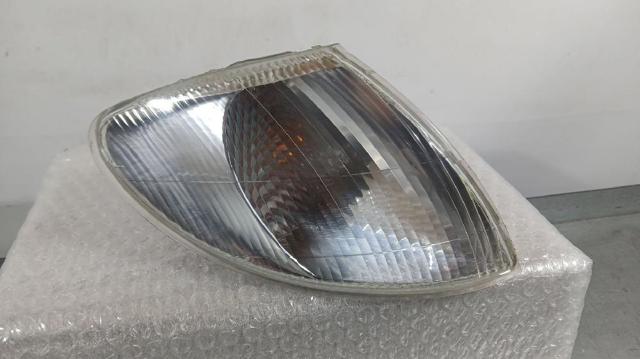 RENAULT 7700831467 Указатель поворота правый в наличии Украина