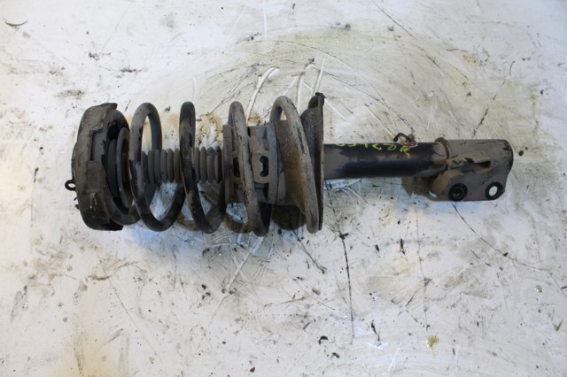 RENAULT 7700835254 Опора переднего амортизатора в наличии Полтава