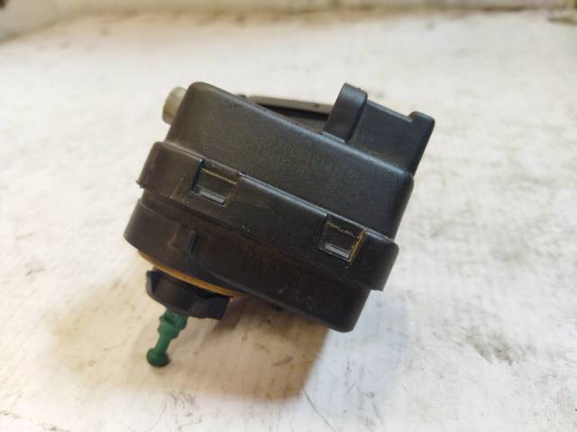 Corretor da luz Renault Laguna 1 B56, 556