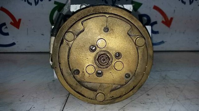 Compressor de aparelho de ar condicionado 7700875357 RENAULT