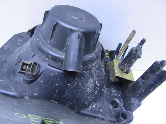 7701032011 RENAULT Правая фара купить в Николаев