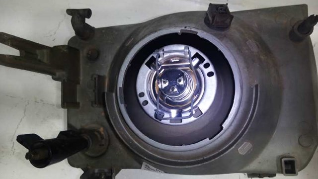7701034137 RENAULT Правая фара купить в Ровно