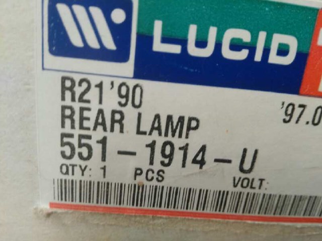 Lanterna traseira direita externa 7701034282 Renault (RVI)