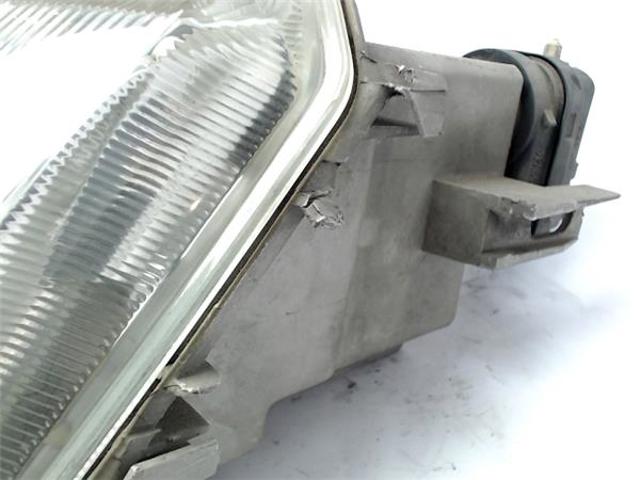RENAULT 7701038261 Фара левая в наличии Черновцы
