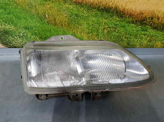 RENAULT 7701038262 Фара правая в наличии Украина
