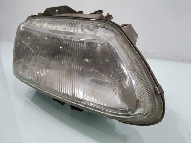 7701038262 RENAULT Правая фара купить в Черкассы