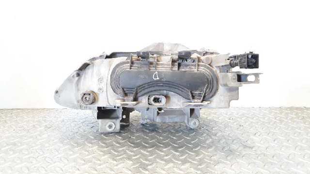 RENAULT 7701038272 Фара правая в наличии Хмельницкий