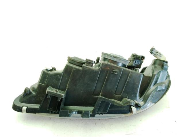 7701038272 RENAULT Правая фара купить в Одесса