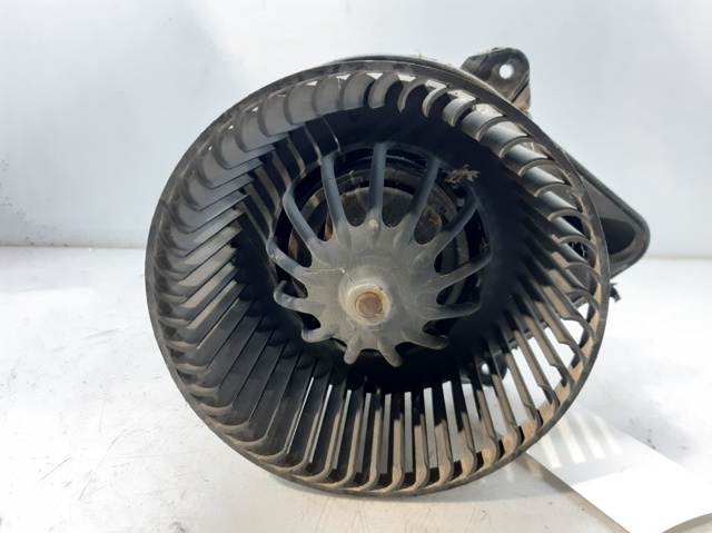 7701040540 Renault (RVI)
