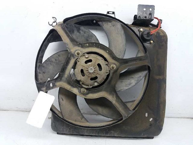 Ventilador elétrico de esfriamento montado (motor + roda de aletas) 7701041302 Renault (RVI)