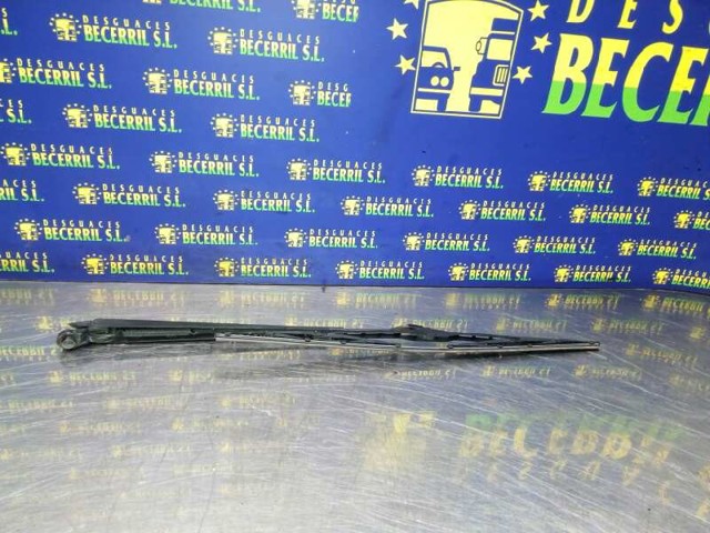 RENAULT 7701042360 Поводок стеклоочистителя в наличии Павлоград