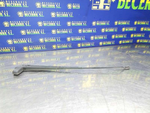 RENAULT 7701042362 Поводок стеклоочистителя в наличии Хмельницкий