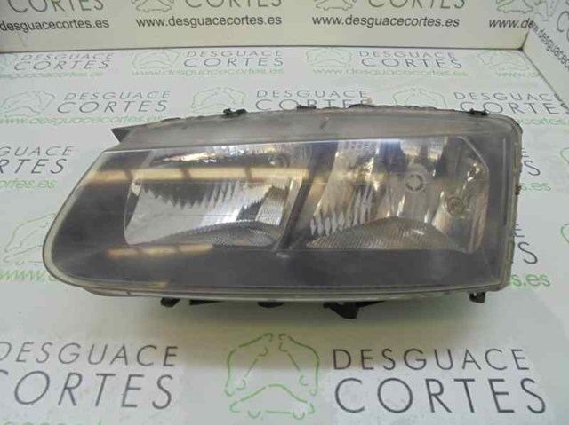 Luz esquerda 7701042500 Renault (RVI)