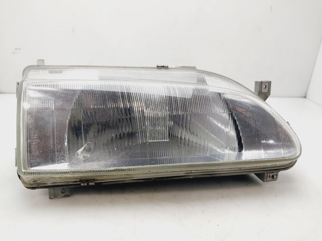 Luz direita 7701042952 Renault (RVI)