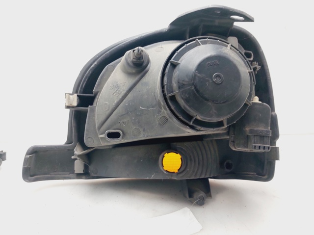 7701044038 RENAULT Фара правая купить в Киев