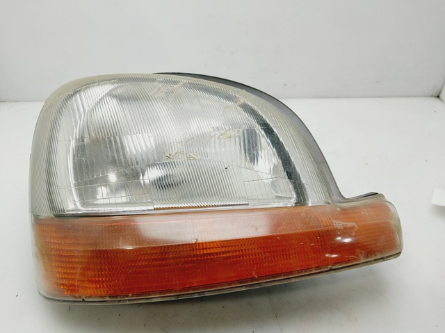 RENAULT 7701044038 Правая фара в наличии Хмельницкий