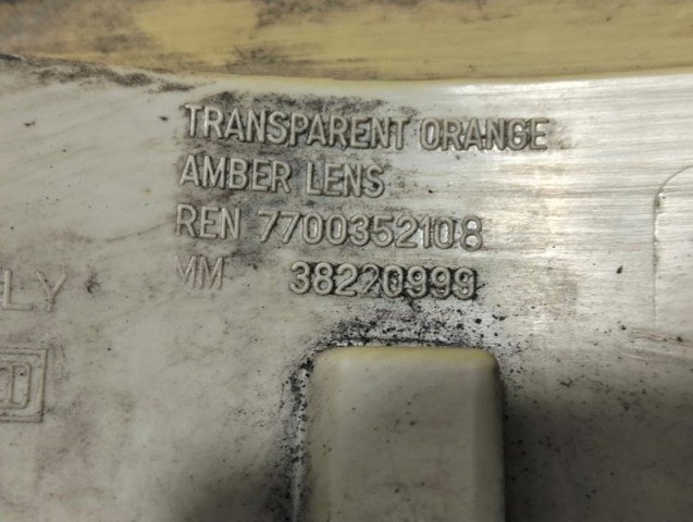RENAULT 7701044523 Поворотник правый в наличии Павлоград