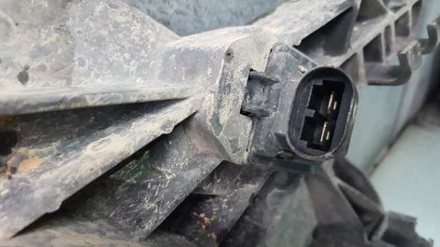 Ventilador elétrico de esfriamento montado (motor + roda de aletas) Renault Laguna 1 B56, 556