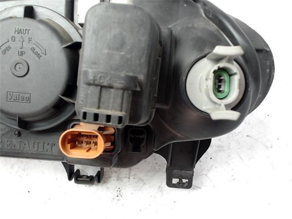 7701047180 RENAULT Правая фара купить в Хмельницкий