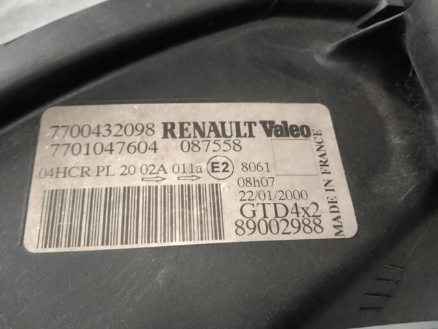 7701047600 RENAULT Фара правая купить в Харьков