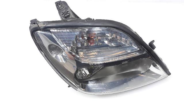7701047600 RENAULT Правая фара купить в Сумы