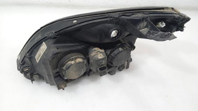 7701047602 RENAULT Правая фара купить в Сумы