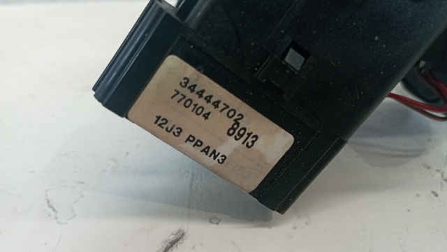 RENAULT 7701048913 Переключатель подрулевой левый в наличии Ровно