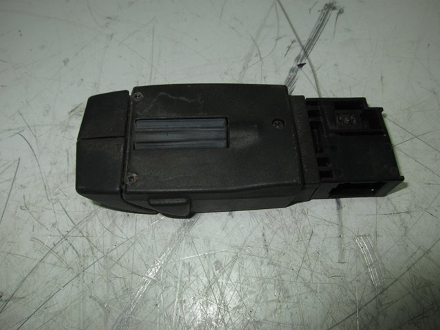 Controle multifuncional para Renault Laguna II (BG0/1_) (2001-2007) 7701049643
