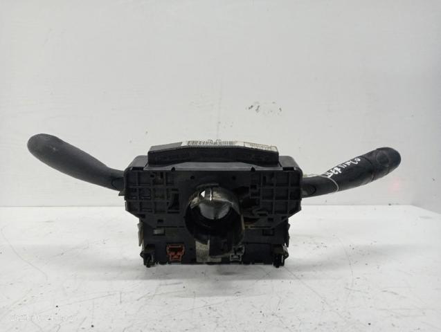 RENAULT 7701053055 Правый подрулевой переключатель в наличии Полтава