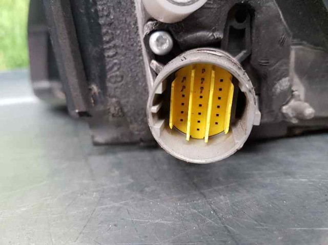 RENAULT 7701053699 Левое боковое зеркало в наличии Полтава