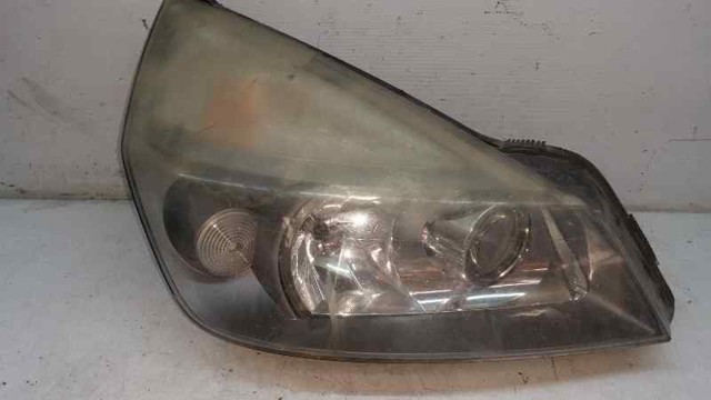 RENAULT 7701053976 Правая фара в наличии Ирпень