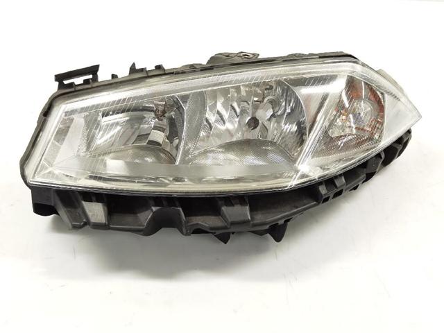 RENAULT 7701054656 Левая фара в наличии Львов