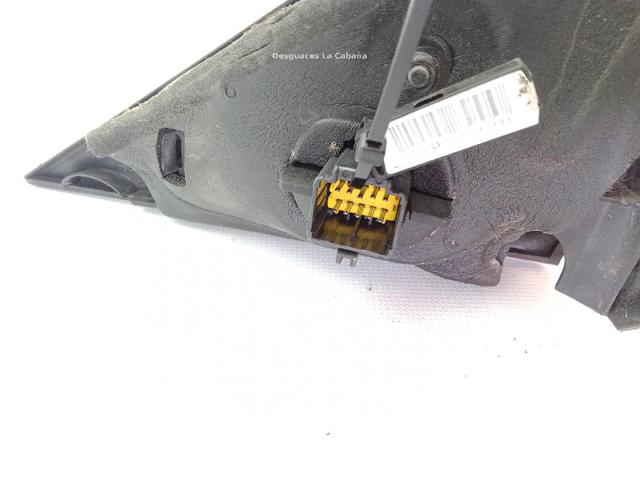 7701055998 RENAULT Корпус зеркала заднего вида правого (внутрення часть) купить в Украина